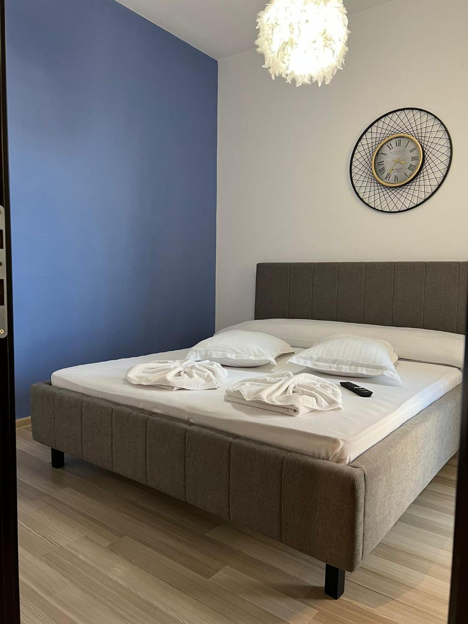 Luxury Glam Apartments Iasi At Lazar Palas المظهر الخارجي الصورة