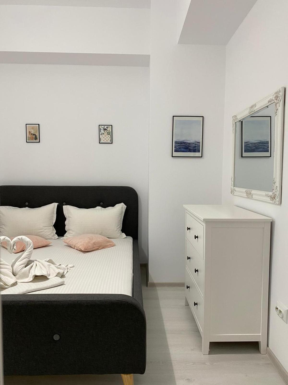 Luxury Glam Apartments Iasi At Lazar Palas المظهر الخارجي الصورة