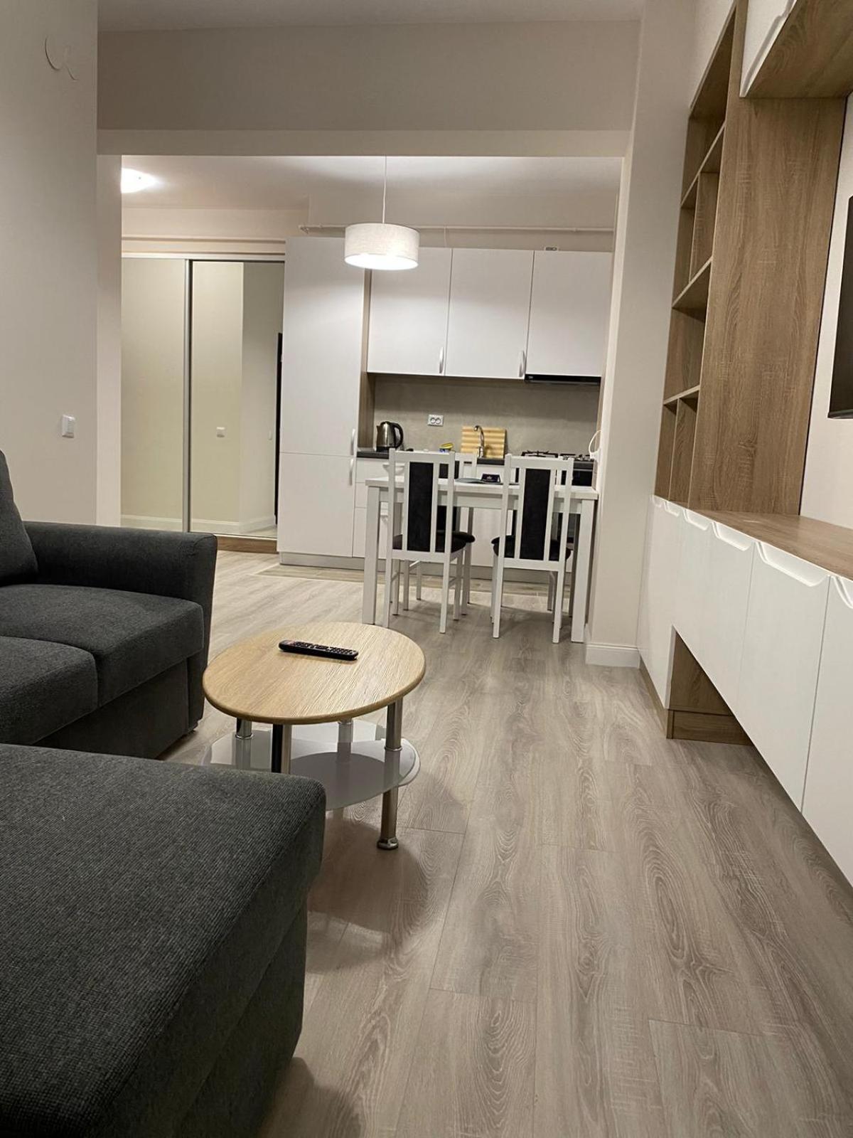 Luxury Glam Apartments Iasi At Lazar Palas المظهر الخارجي الصورة