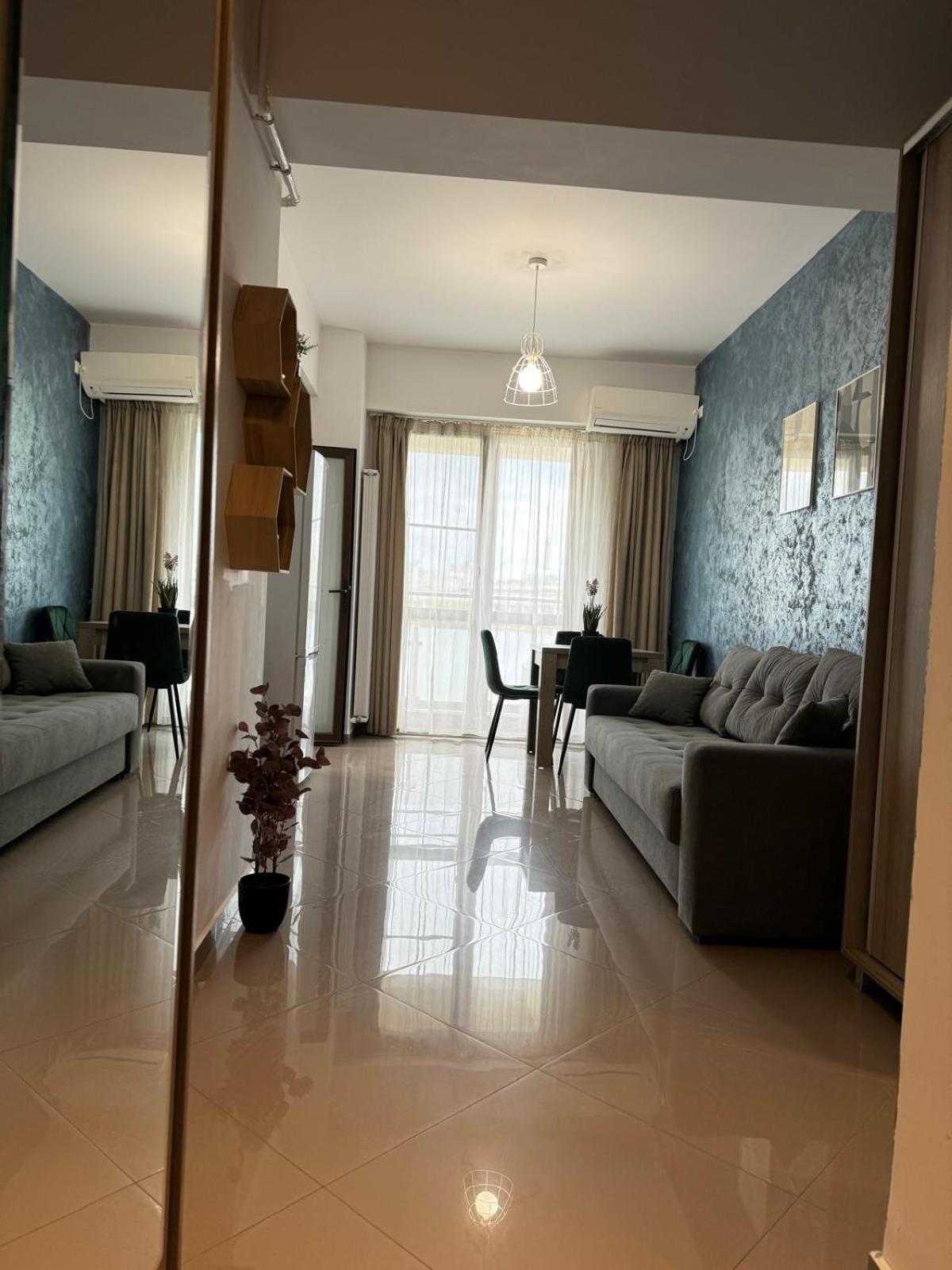 Luxury Glam Apartments Iasi At Lazar Palas المظهر الخارجي الصورة